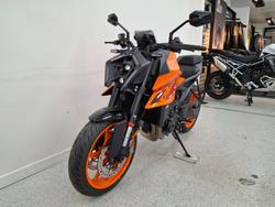 2024 Ktm 990 DUKE Orange