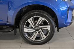 2025 Isuzu MU-X LS-T