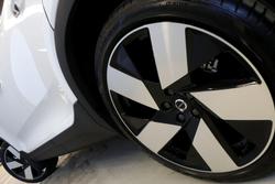 2024 Volvo C40 Recharge Twin MY24 AWD Crystal White