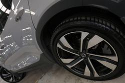 2023 Volvo XC40 Ultimate B5 Dark MY23 AWD Silver Dawn