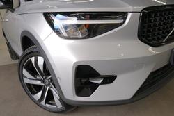 2023 Volvo XC40 Ultimate B5 Dark MY23 AWD Silver Dawn
