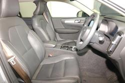 2023 Volvo XC40 Ultimate B5 Dark MY23 AWD Silver Dawn