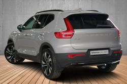 2023 Volvo XC40 Ultimate B5 Dark MY23 AWD Silver Dawn