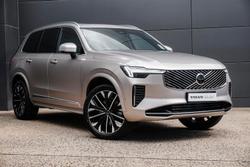 2025 Volvo XC90 Ultra B5 Bright