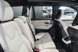 2025 Volvo XC90 Ultra B5 Bright