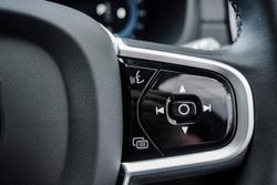 2025 Volvo XC90 Ultra B5 Bright