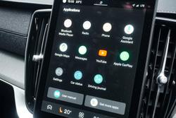 2025 Volvo XC90 Ultra B5 Bright