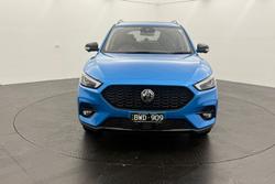 2022 MG ZST Essence