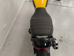 2026 Triumph SCRAMBLER 400 XC Racing Yellow