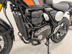2026 Triumph SCRAMBLER 400 XC Storm Grey