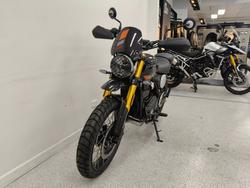 2026 Triumph SCRAMBLER 400 XC Storm Grey