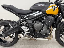 2026 Triumph 2026 Triumph 660CC Trident LAMS Yellow