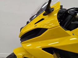 2025 Suzuki GSX-8R (GSX800FRQ) Yellow