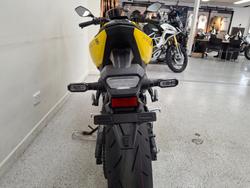 2025 Suzuki GSX-8R (GSX800FRQ) Yellow