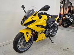 2025 Suzuki GSX-8R (GSX800FRQ) Yellow