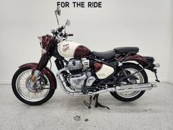 2025 Royal Enfield CLASSIC 650 Red