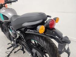 2025 Royal Enfield HUNTER 350 LONDON RED