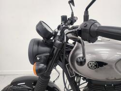 2025 Royal Enfield HUNTER 350 LONDON RED