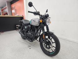 2025 Royal Enfield HUNTER 350 LONDON RED