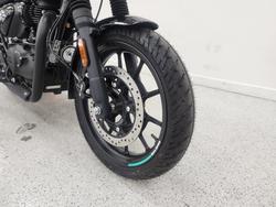 2025 Royal Enfield HUNTER 350 LONDON RED