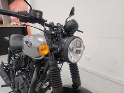 2025 Royal Enfield HUNTER 350 LONDON RED