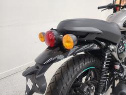 2025 Royal Enfield HUNTER 350 LONDON RED