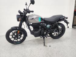 2025 Royal Enfield HUNTER 350 LONDON RED