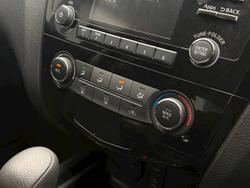 2015 Nissan X-TRAIL ST