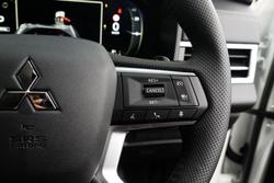 2025 Mitsubishi Outlander LS