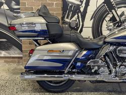 2017 Harley-Davidson CVO Limited 117 (FLHTKSE) Touring Silver