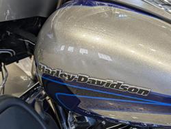 2017 Harley-Davidson CVO Limited 117 (FLHTKSE) Touring Silver
