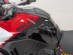 2023 DUCATI MULTISTRADA V4 PIKES PEAK Red