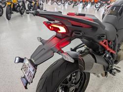 2023 DUCATI MULTISTRADA V4 PIKES PEAK Red