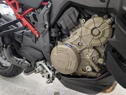 2023 DUCATI MULTISTRADA V4 PIKES PEAK Red