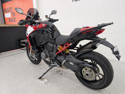 2023 DUCATI MULTISTRADA V4 PIKES PEAK Red