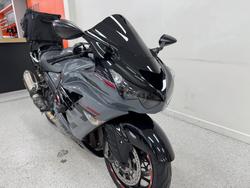 2022 Kawasaki NINJA ZX-14R grey