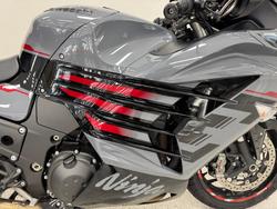 2022 Kawasaki NINJA ZX-14R grey