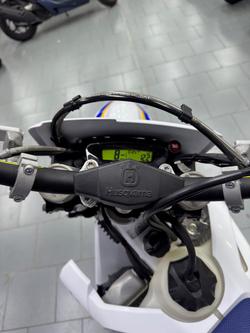 2023 Husqvarna TE 150i Heritage TE White