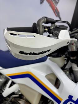 2023 Husqvarna TE 150i Heritage TE White