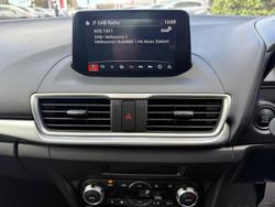 2017 Mazda
3 Touring