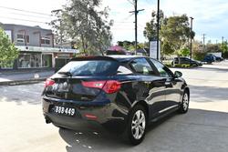 2014 Alfa Romeo Giulietta Progression Series 0 Alfa Black