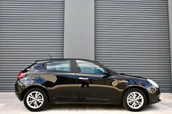 2014 Alfa Romeo Giulietta Progression Series 0 Alfa Black