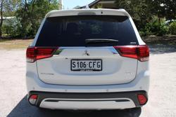 2019 Mitsubishi Outlander Exceed