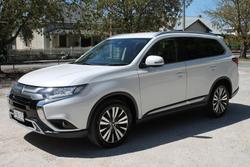 2019 Mitsubishi Outlander Exceed