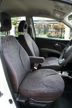 2010 Nissan Micra K12 Geneva White