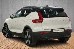 2023 Volvo
XC40 Recharge Twin Pure Electric