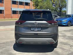 2023 Nissan
                X-TRAIL ST-L e-POWER