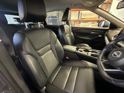 2023 Nissan
                X-TRAIL ST-L e-POWER