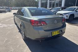 2013 Holden
                Calais V