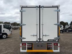 2025 Isuzu N Series NNR 45-150 DT D34 VAN